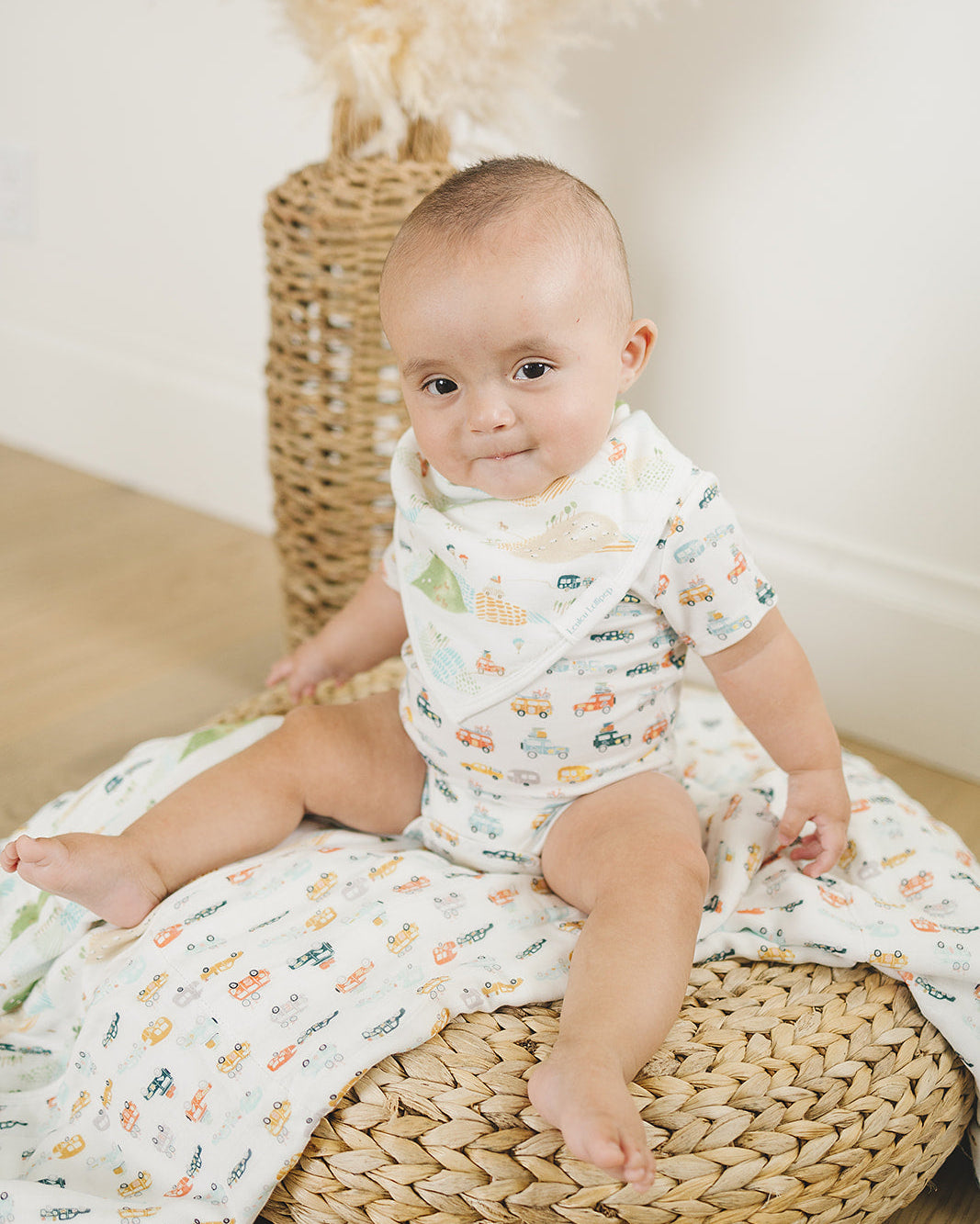 Short-Sleeve-Bodysuit-Camper-Vans-4