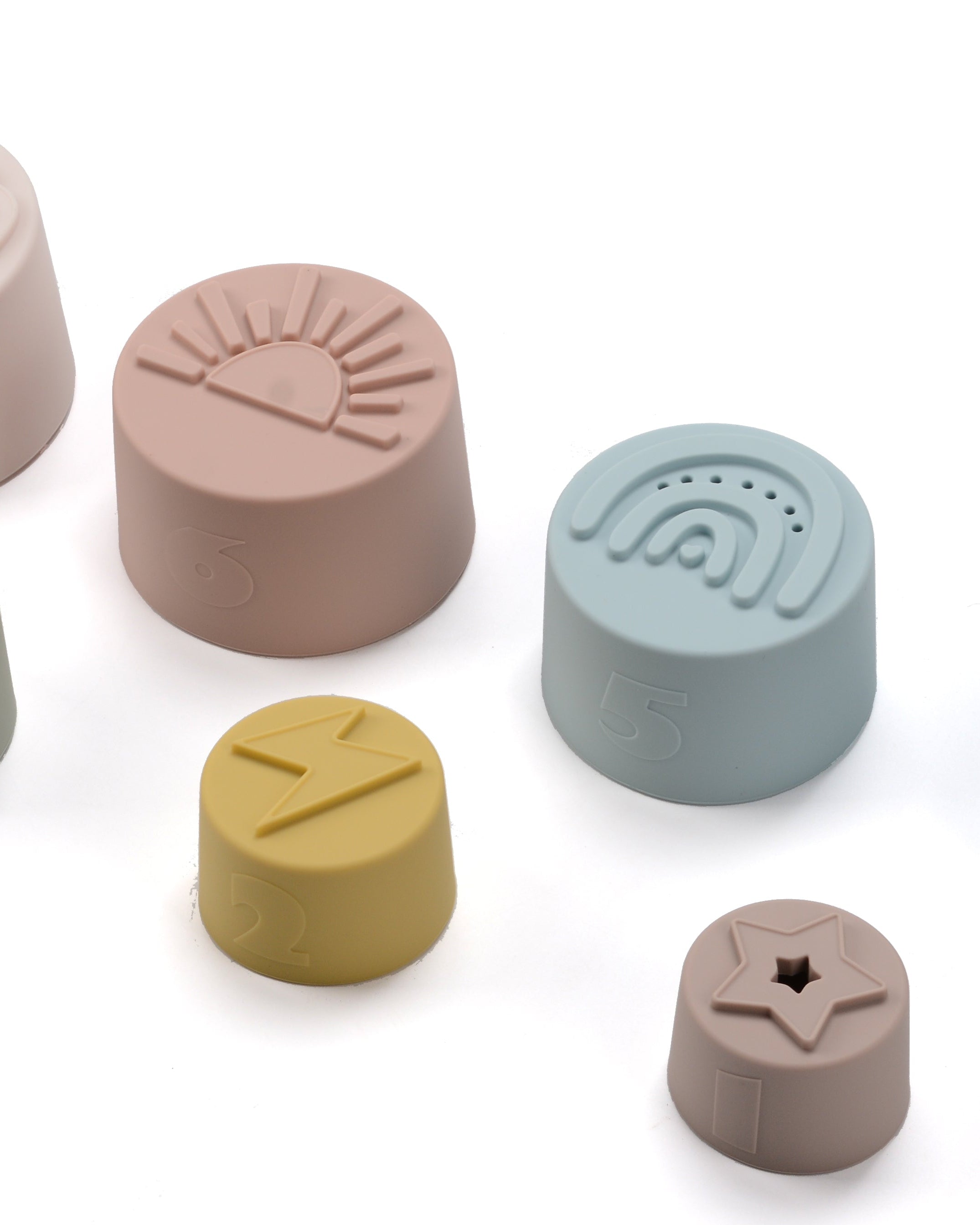 Stacking-Cups-Classic-2