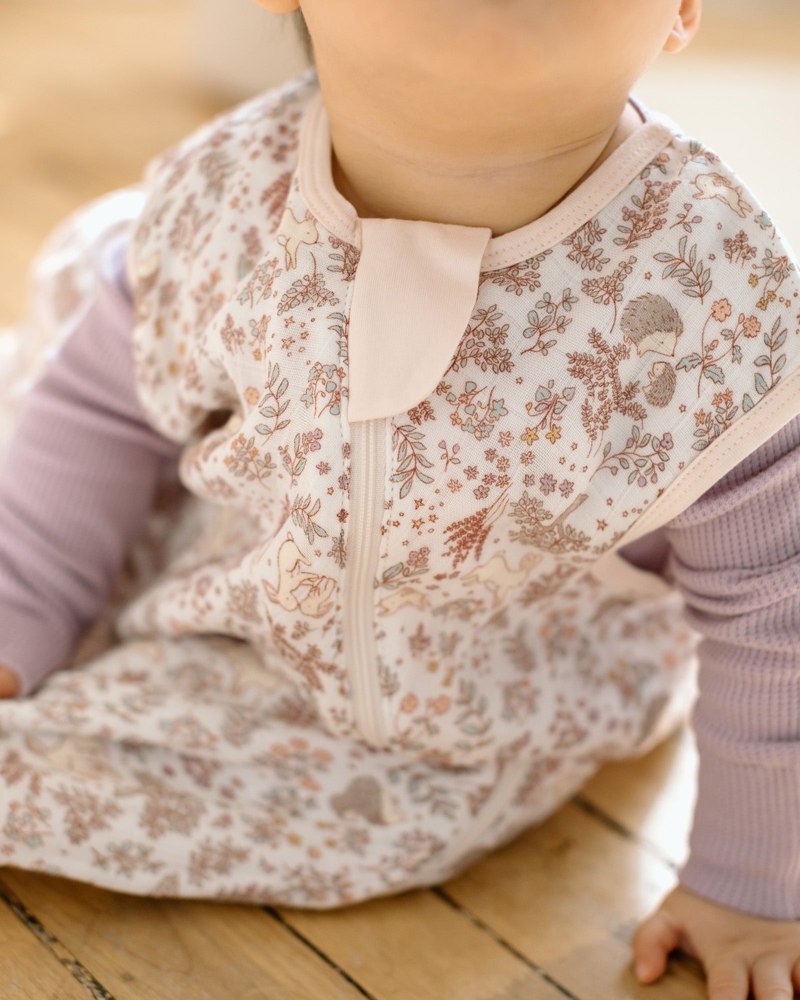 Muslin-Lightweight-Sleep-Bags-0.5-TOG-Hedgehog-Forest-2