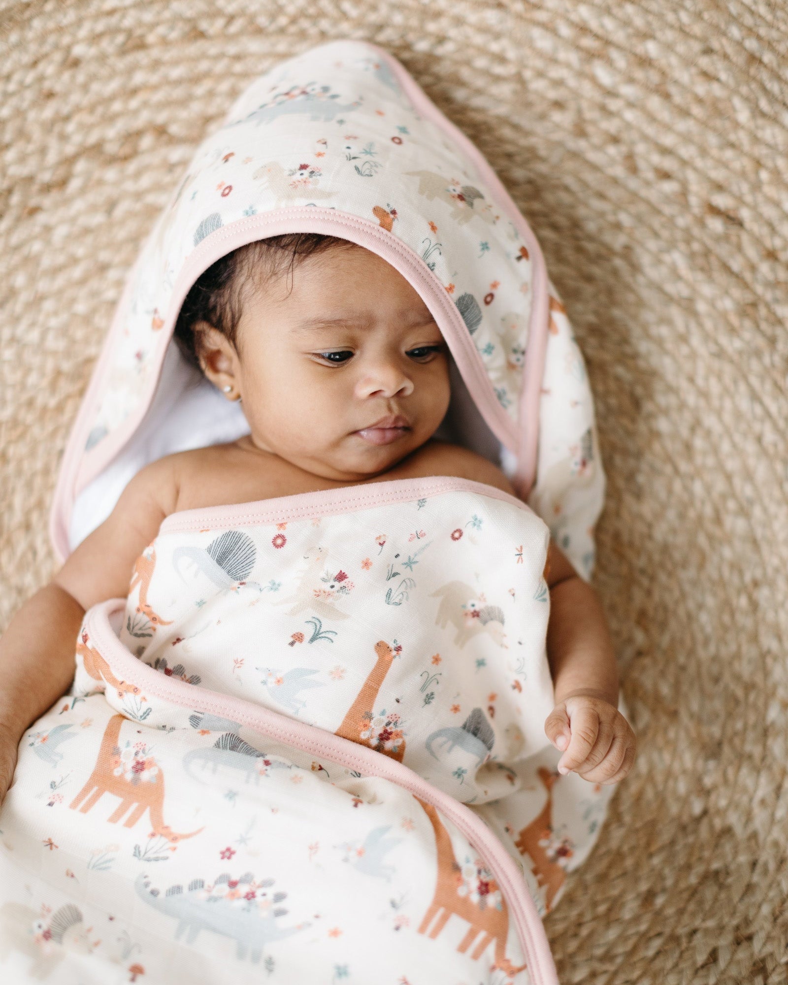 Hooded-Towel-Set-Baby-Dinomite-1