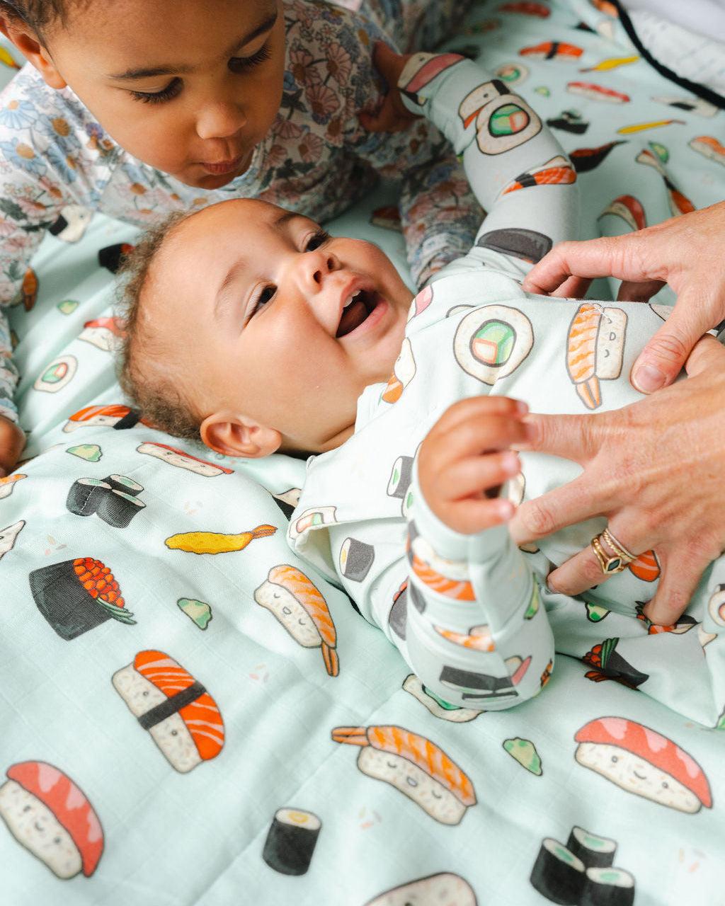 Kids Muslin Blanket - Sushi + Baby Sleep Sack in Sushi