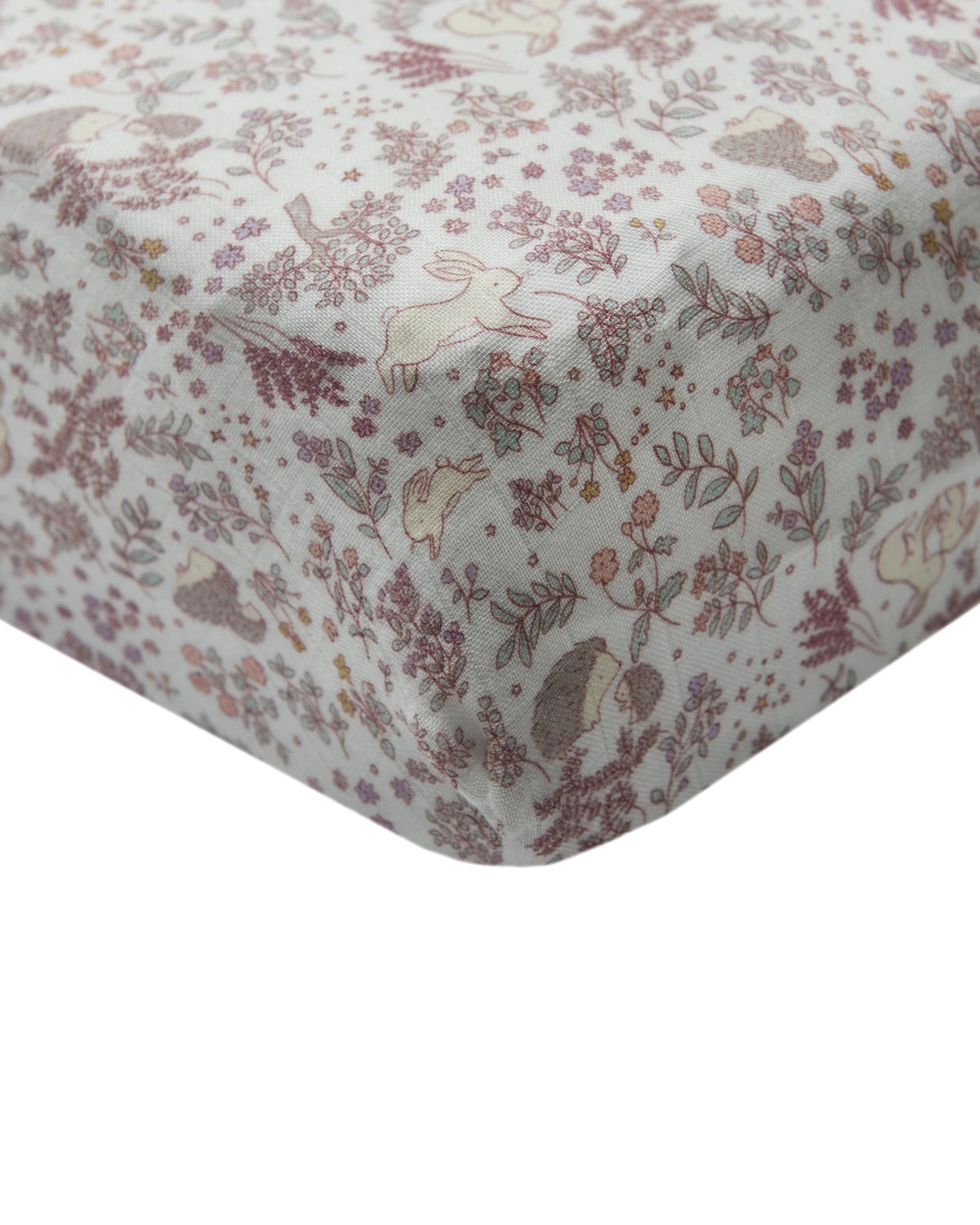 Muslin-Fitted-Crib-Sheet-Hedgehog-Forest-2
