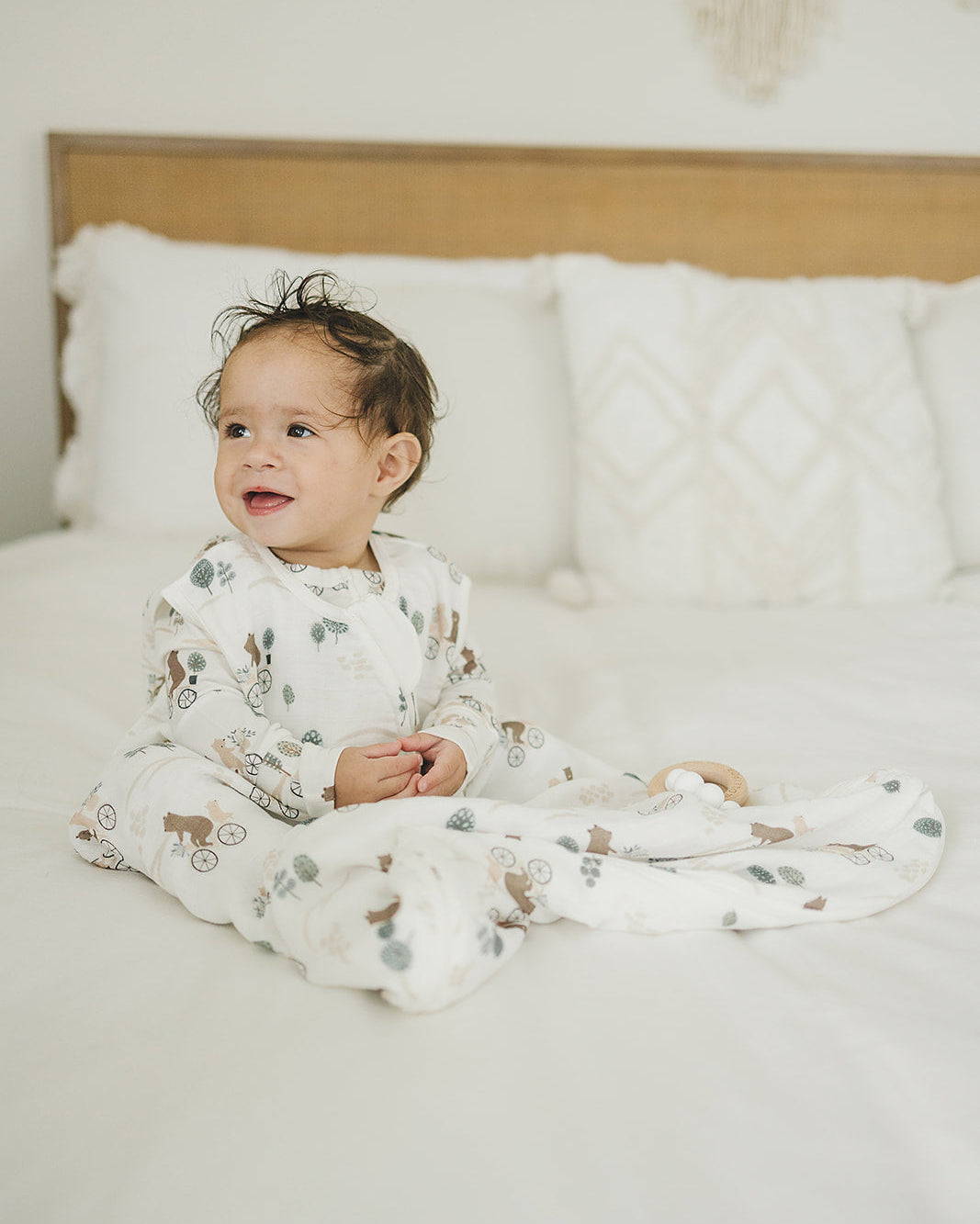 Muslin-Lightweight-Sleep-Bags-0.5-TOG-Bears-on-Bikes-2