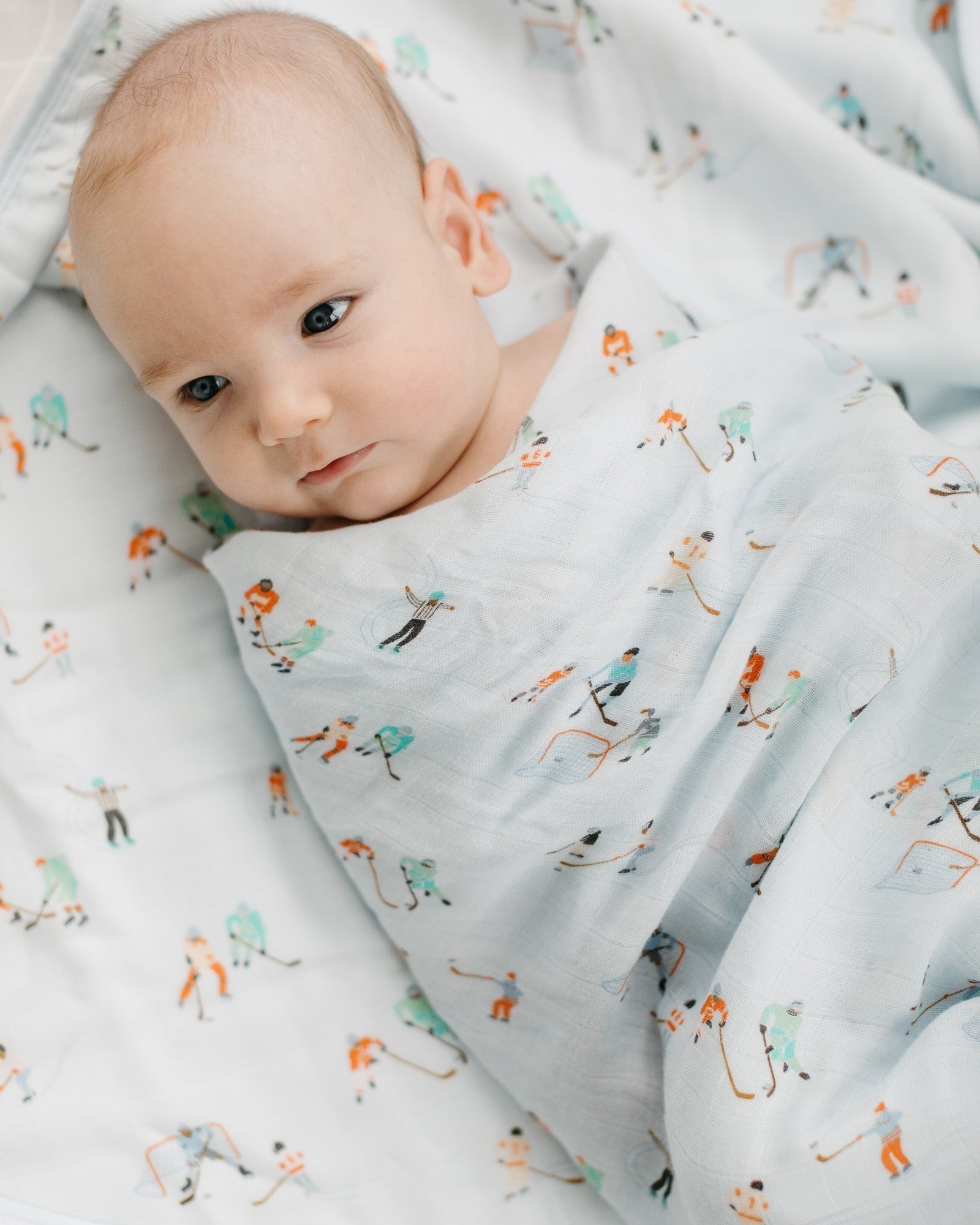 Muslin-Swaddle-Ice-hockey-1