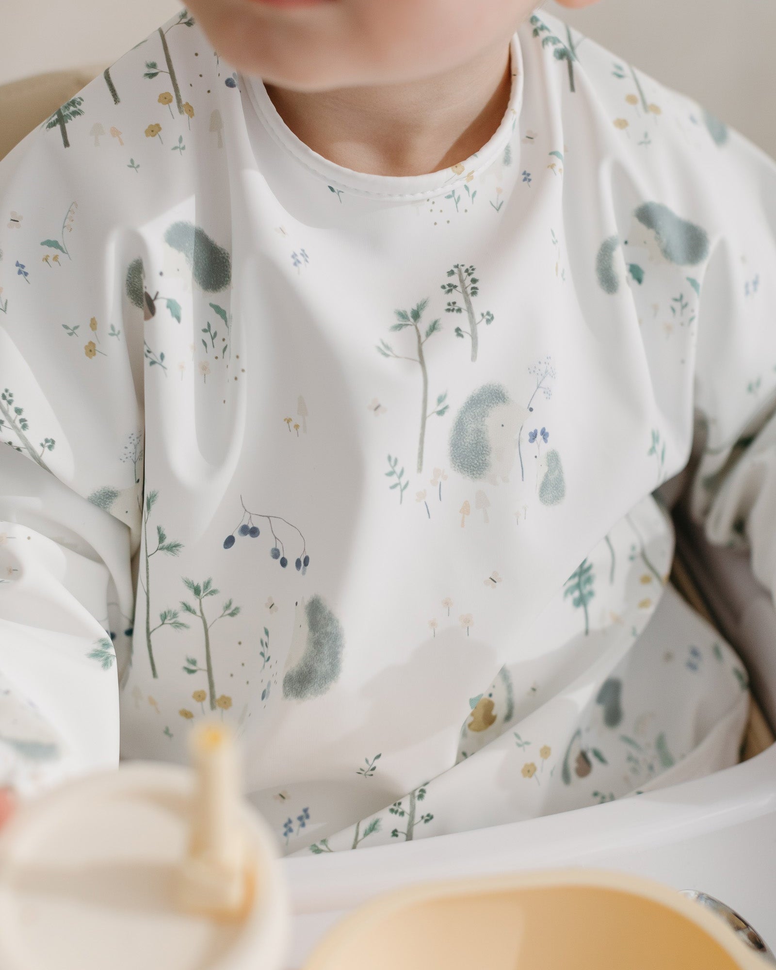 Long-Sleeve-Bib-Hedgehogs-4