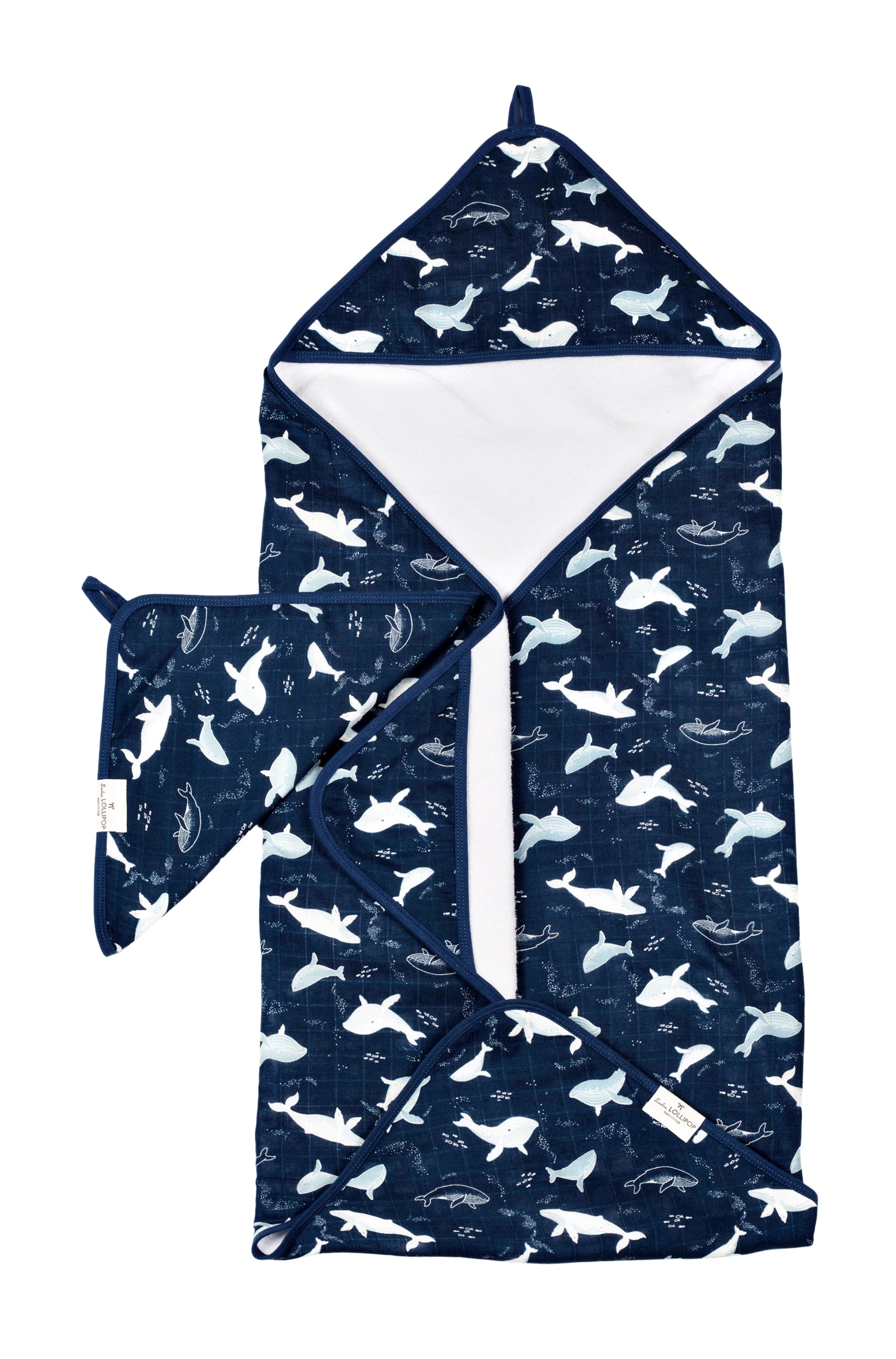 Hooded-Towel-Set-Whales-1